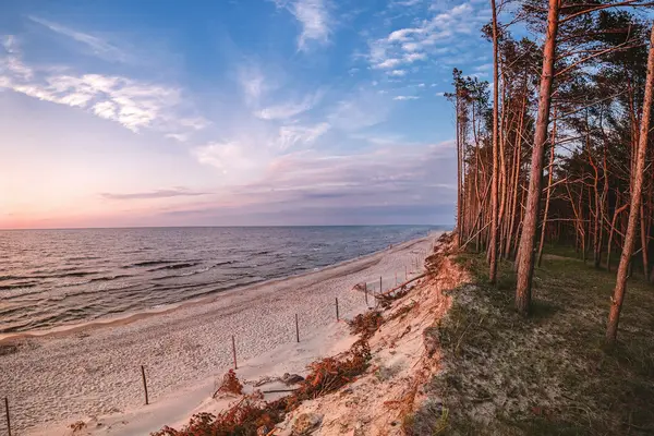 Yoga, Strand-Spaziergang und Sauna: typische Tages-Mischung an der Ostsee