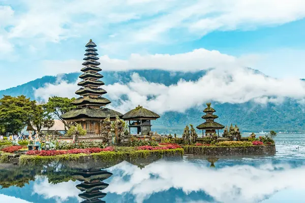 When is the best time of year for a Bali retreat