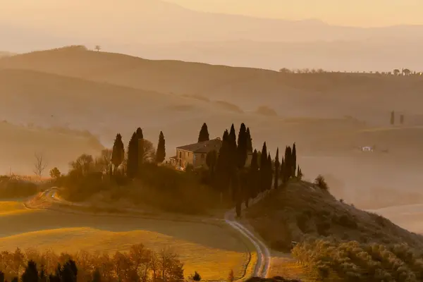 What to watch when booking an Italian retreat