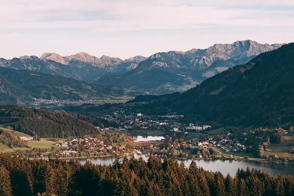 Wer eine Selbstfindungsreise in Bayern bucht