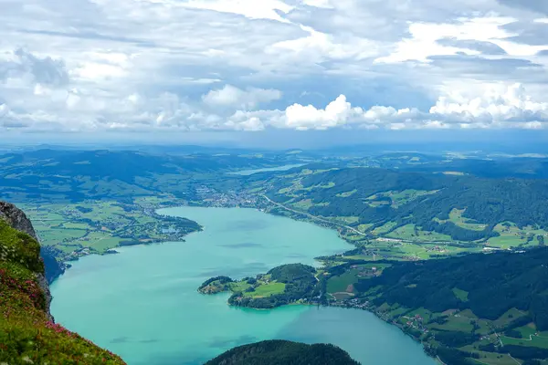 Saison, Tagesablauf und Preise