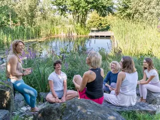 Klar denken, frei atmen: Mentaltraining im Grünen