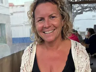 Vacation in Exchange for a Hand Retreat in Ibiza, featuring yoga and breathwork, in German, with ♡ (all levels)