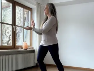 Slow Down with Qi Gong – The Art of Mindful Living