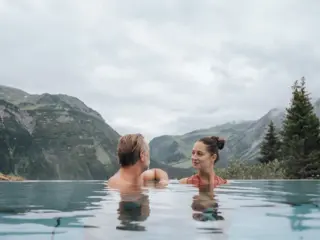 Private Spa Moments mit privater Sauna - Ihre Auszeit zu zweit voller Genuss und Entspannung.