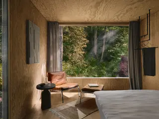  Shared Twin Bedroom Forest View 1-3
