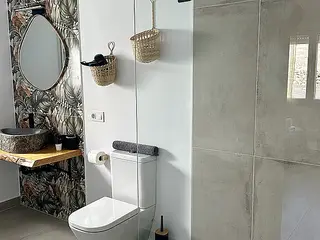Shared Tripe Room En-suite