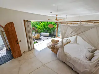 Geteiltes Doppel- oder Zweibettzimmer