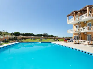 Zimmer mit Balkon oder Terrasse oder Bergblick