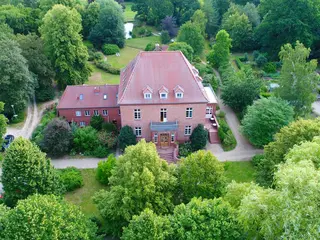 15 Gästezimmer